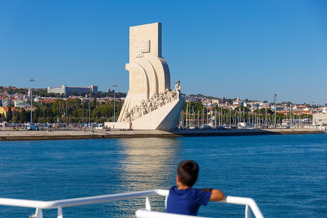 Lisbon River Boat Sightseeing Tour with a Drink - Belém Tower and the Bugio Lighthouse: Lisbon as a gateway to exploration