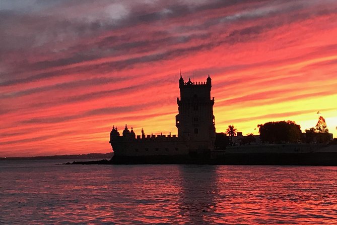 Lisbon River Sunset Sailing Cruise - The small-boat setup: why group size improves the experience