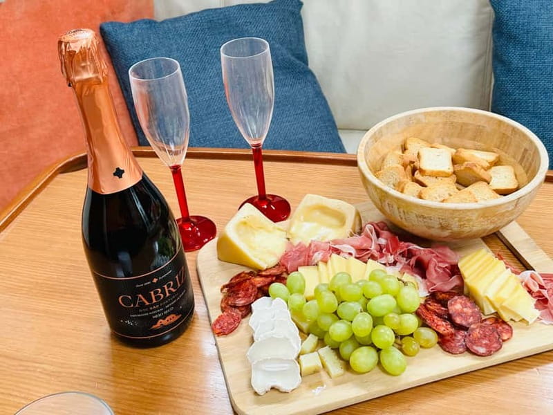 Lisbon: Romantic Cruise with Wine & Portuguese Tapas - Price and what you actually get on a $284 private cruise