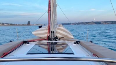 Lisbon: Sailboat Beach Tour - From Doca do Bom Sucesso to Beach Anchors: How the Day Flows
