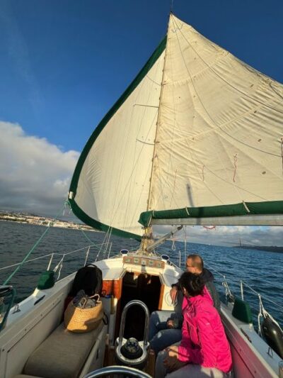Lisbon Sailing Experience: Tagus River Tour - Checking in at Lisbon Boat Tours and finding the dock fast