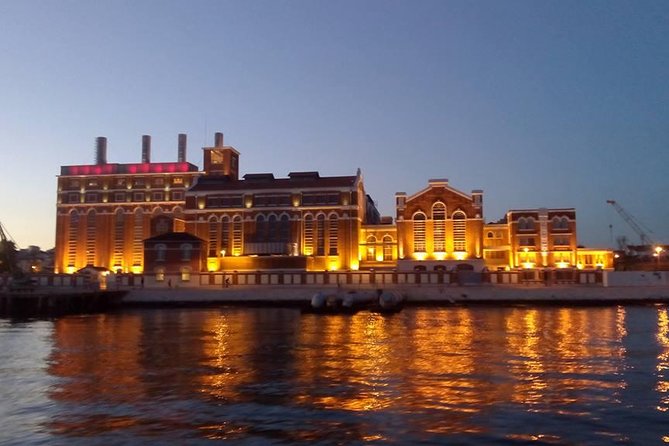 Lisbon Sailing Tour: 2-Hour Cultural Scenic Cruise with Wine - Ajuda palace and the Monument of Discoveries: symbolism from the shoreline