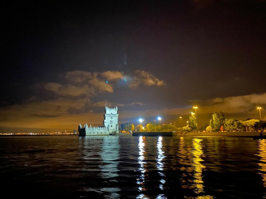 Lisbon: Sailing Tour by Night - Packing like a local: clothes, shoes, and comfort at night