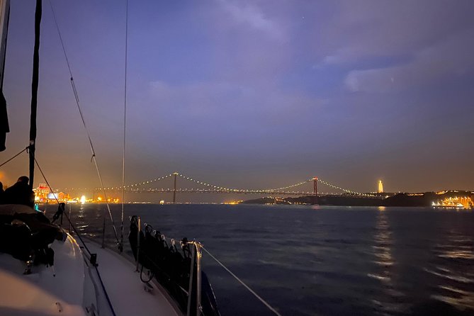 Lisbon: Sailing Tour by Night - Commerce Square and São Jorge Castle from the Tagus: Lisbon’s two moods
