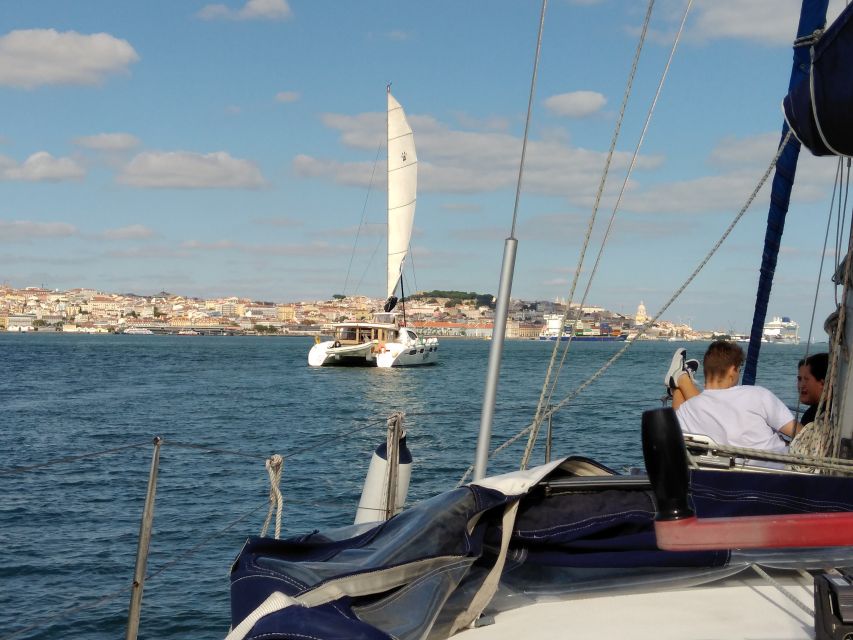 Lisbon: Sailing Tour with Wine and Snacks - Who this Lisbon sailing tour is perfect for