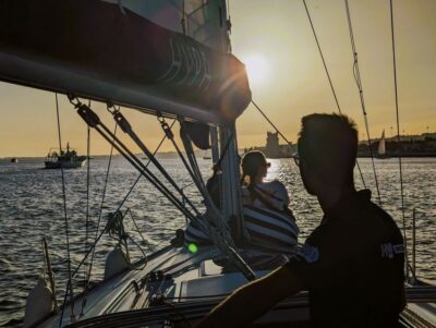 Lisbon: Scenic Day & Sunset Boat Tour with a Drink - The 2-hour Tagus game plan: how the timing lines up