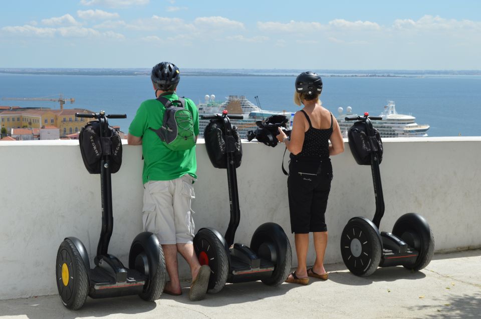 Lisbon: Segway Super Tour - Alfama’s Arab and Roman traces plus fado in the lanes