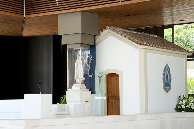 Lisbon: Shrine of Fátima Half Day Tour - Stop 2: Church of Our Lady of Fátima in Lisbon