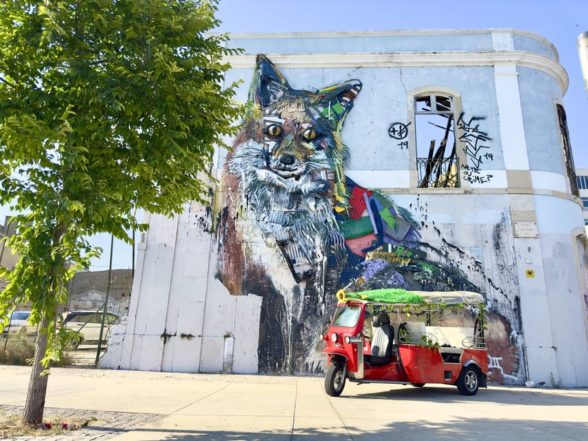 Lisbon: Sightseeing City Tour by Tuk-Tuk - The route from the Cathedral area to Graça: how the tour strings highlights together