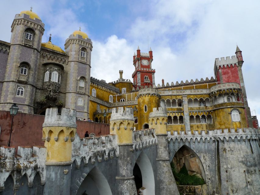 Lisbon: Sintra, Cascais and Estoril Private Day Tour - Key highlights worth your attention