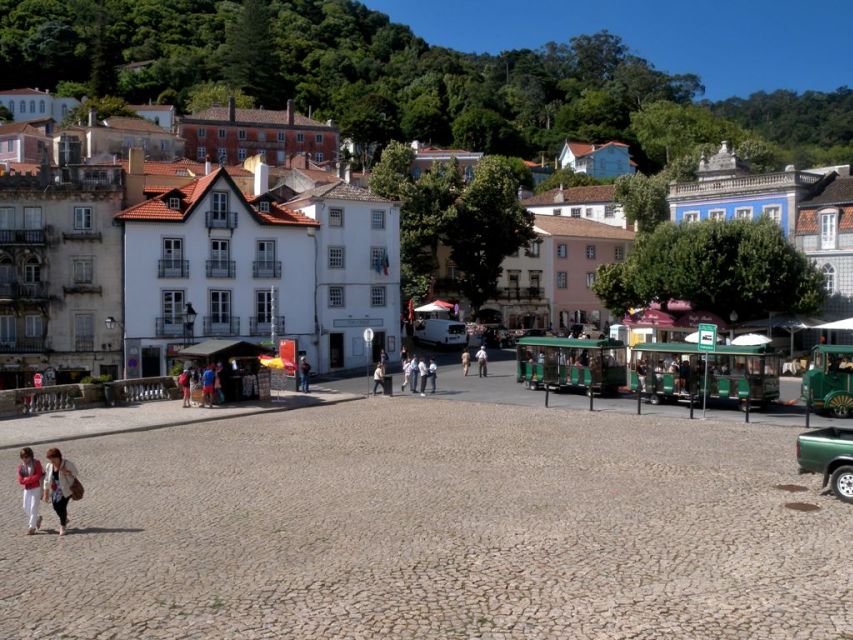 Lisbon: Sintra, Cascais and Estoril Private Day Tour - Who should book this tour, and who should skip it