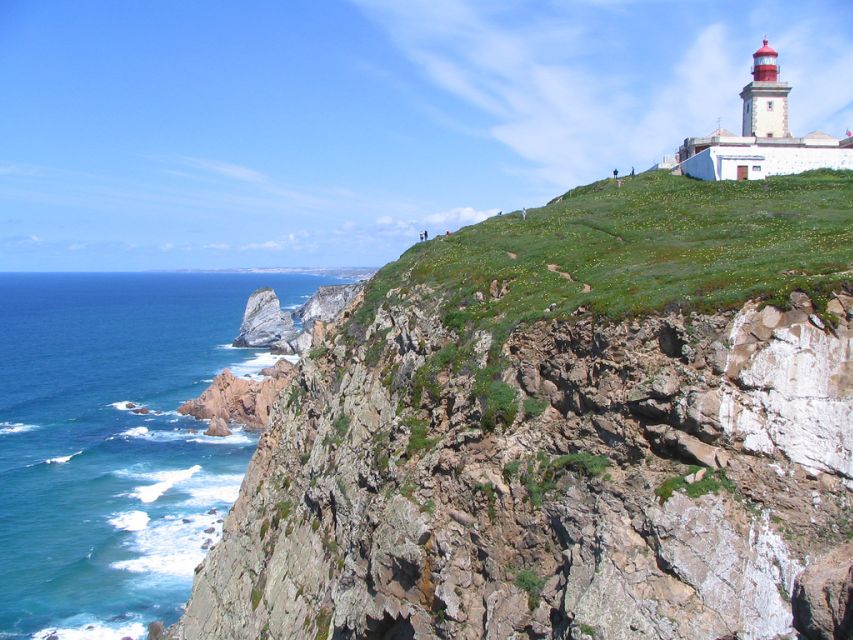 Lisbon: Sintra, Cascais and Estoril Private Day Tour - Guincho and the Estoril Coast: beaches and surfer energy