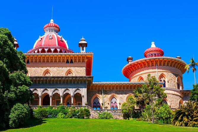 Lisbon: Sintra Monserrate Palace , Cabo da roca private tour - Praia do Guincho: waves, wind, and a fort that became a hotel