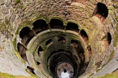 Lisbon: Sintra, Pena, Cabo da Roca Coast & Cascais Tour - Sintra historical center: your orientation starts right away