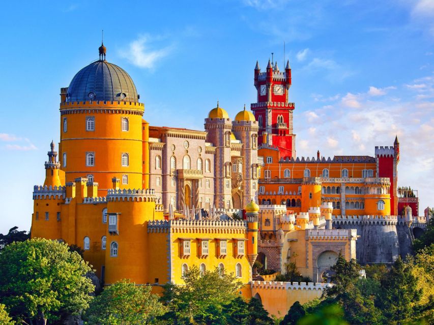 Lisbon: Sintra, Pena Palace and Cascais Region Private Tour - Pickup in Lisbon: Door-to-Door Starts Make the Day Easier