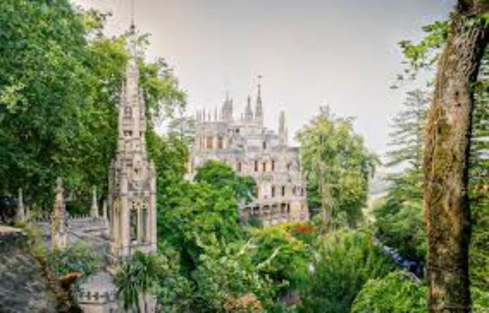 Lisbon: Sintra, Pena Palace, Quinta Regaleira, Cabo da Roca - Castle of the Moors: medieval walls with a Reconquista angle