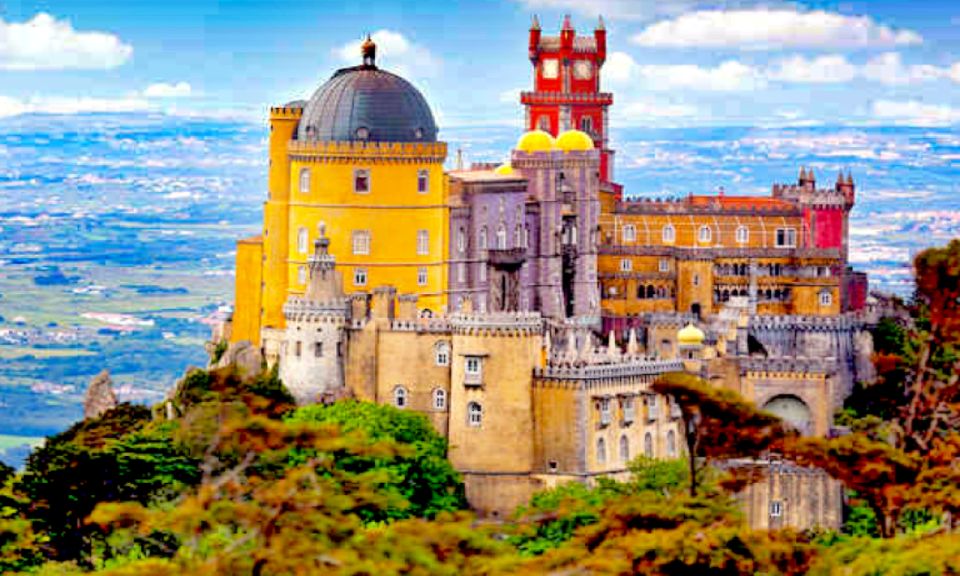 Lisbon: Sintra, Pena Palace, Quinta Regaleira, Cascais Tour - Quinta da Regaleira: a garden you read like a maze