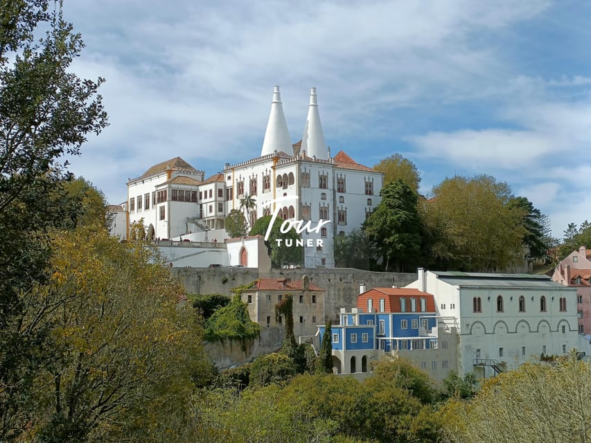 Lisbon: Sintra, Pena, Regaleira, Cabo da Roca & Cascais - Castle of the Moors: Big Views Plus Reconquista-Era Context