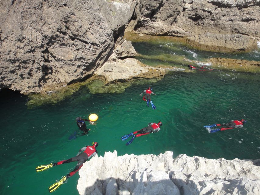 Lisbon: Snorkelling in Sesimbra/Arrábida Natural Park - The Boat Ride and Cliffs: Scenery That Sets the Mood