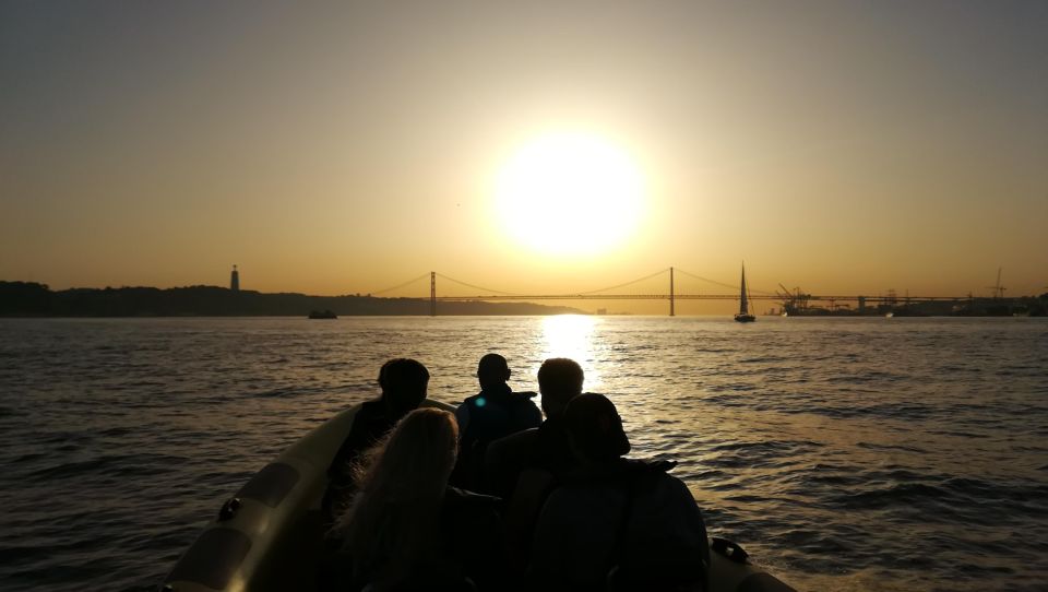 Lisbon Speedboat Sunset with Monuments Sightseeing - What to bring (and what to skip) for a smoother ride