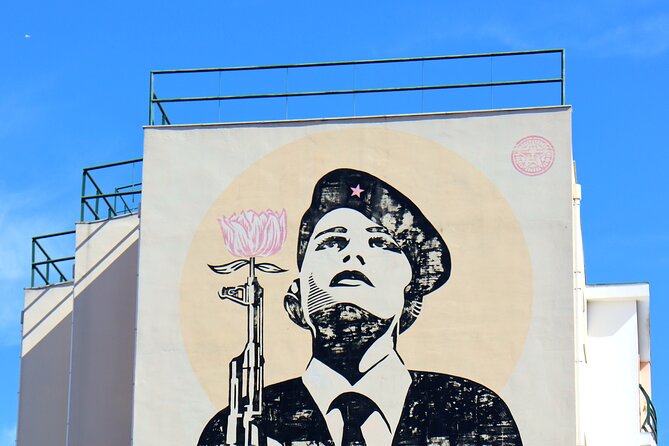 Lisbon Street Art and Lookout Point Tour - Miradouro das Portas do Sol and Alfama Streets: Murals in a Labyrinth