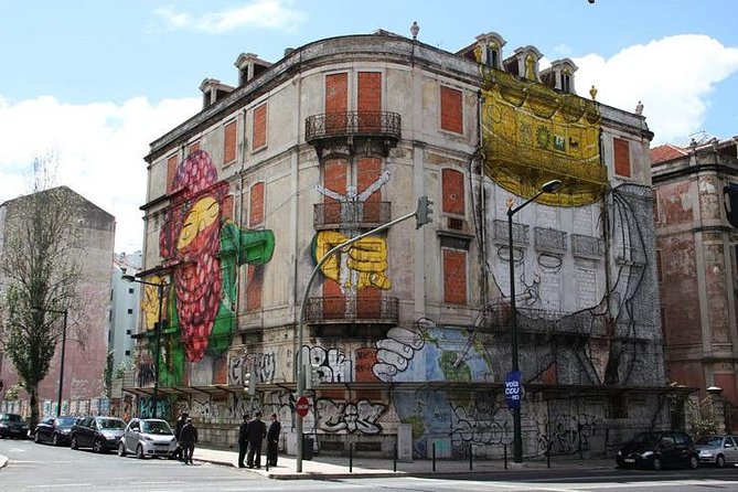 Lisbon Street Art - Private Tuk Tuk Tour with pickup - The 3-Hour Route: What You’ll Experience During the Urban Art Stops
