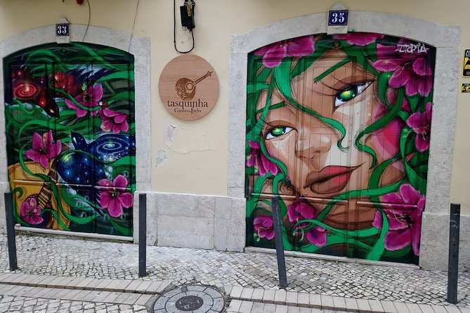 Lisbon: Street Art Walk - The stops that feel freshest: Rua Josefa de Obidos and Caracol da Graça