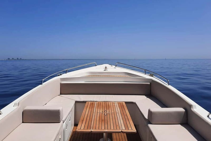 Lisbon: Sunset Boat Tour with Snacks & Drinks - The guides: live narration in multiple languages, with real care onboard