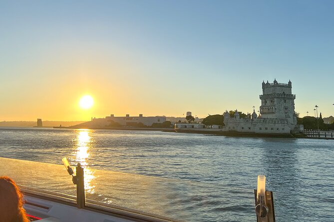 Lisbon Sunset cruise with Welcome Drink and Snack included - Where you board at Terreiro do Paço: the simple way to find the dock
