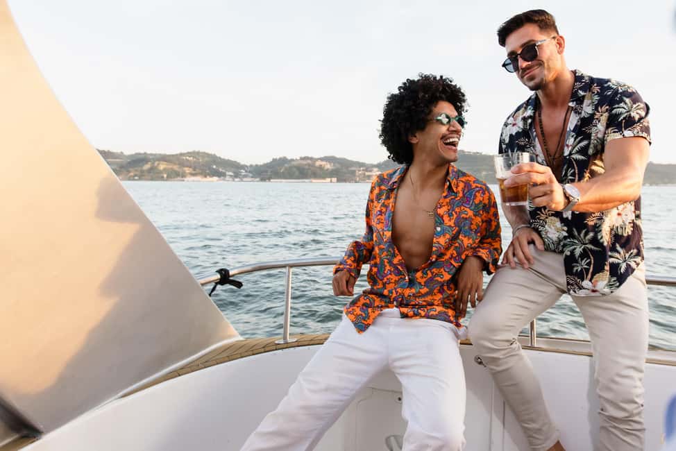 Lisbon: Sunset/Night Boat Party with Open Bar, Snacks & DJ - Key Highlights at a Glance