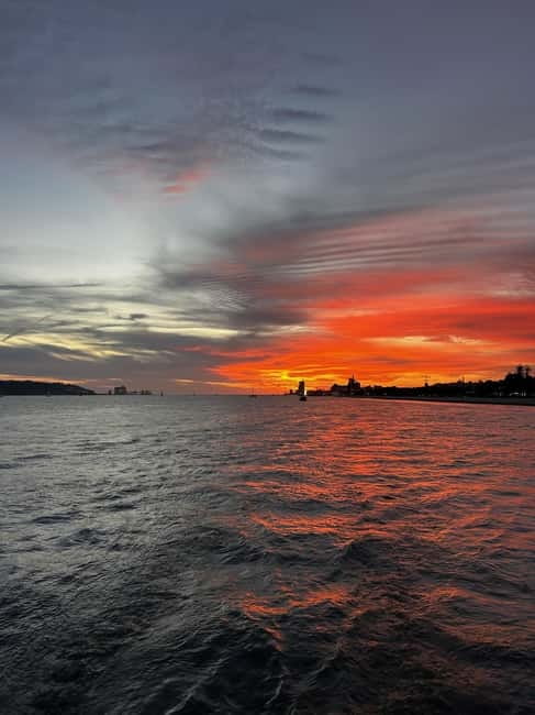 Lisbon: Sunset Sailing Boat Tour with Drinks - Crew and narration: what makes it feel friendly, not scripted