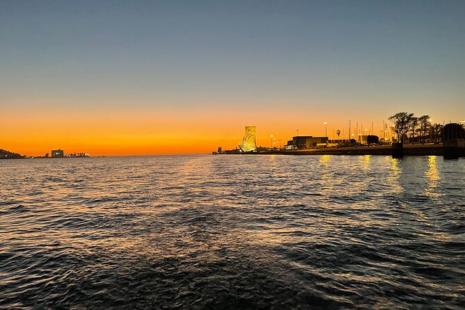 Lisbon Sunset Sailing Tour History & Local Wine — Small Group - Timing: how to make the most of a 2-hour sunset