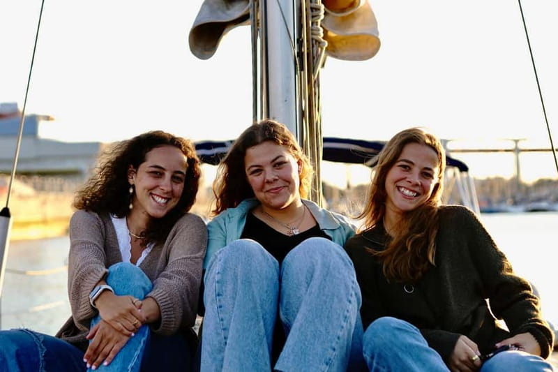 Lisbon: Sunset Sailing with Local Wine & Stunning Views - Why Sunset Sailing on the Tejo Feels Like a Lisbon Shortcut