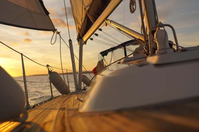 Lisbon: Sunset Sailing with Local Wine & Stunning Views - São Jorge Castle, Alfama, Lisbon Cathedral, and the Almada View