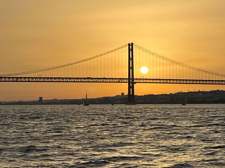 Lisbon Sunset Sensations 2h Cruise - Belém stop: a short sightseeing window that won’t drain your evening