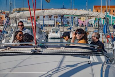 Lisbon: Tagus River Sailboat Tour - The skyline cruise: Belém Tower to Commerce Square in real time