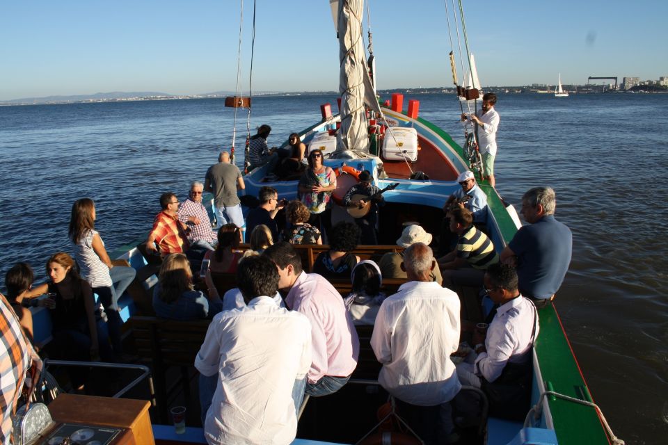Lisbon: Tagus River Sunset Cruise in a Traditional Vessel - Live commentary and music: how to get more out of the narration