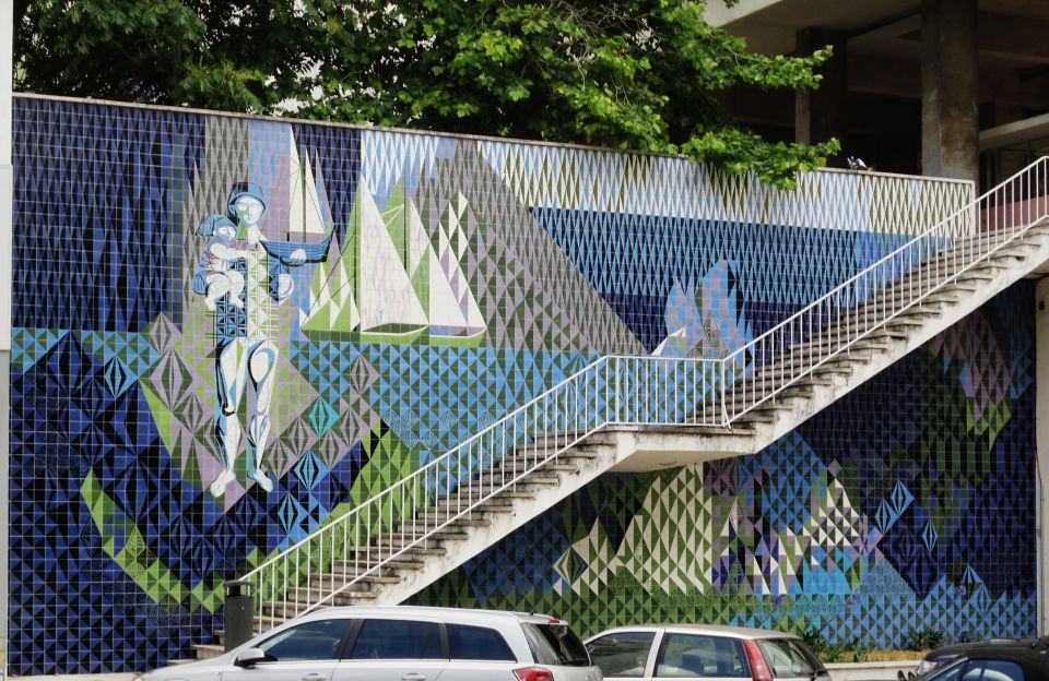 Lisbon Tiles and Tales: Full-Day Tile Workshop and Tour - Tile-Watching Stops and a Practical Lunch in Sesimbra