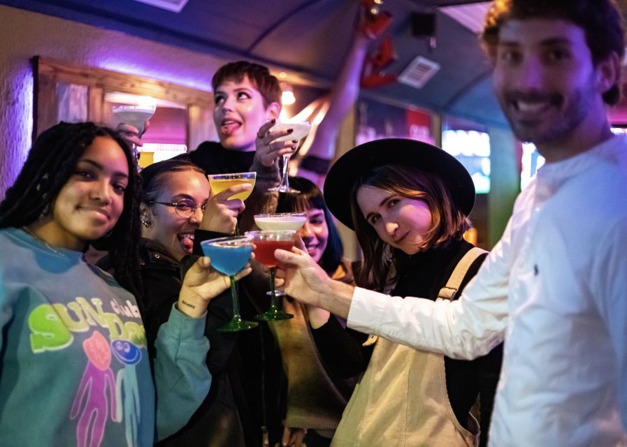 Lisbon: Tipsy Tour Fun Bar Crawl with a Local Guide - Key things that make this Tipsy Tour worth your evening