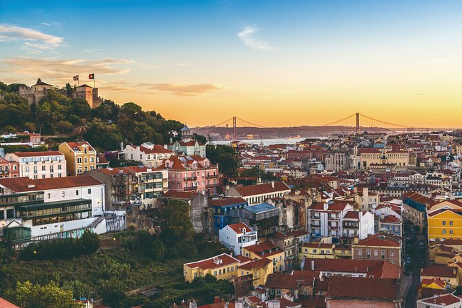 Lisbon to Porto Private Transfer with Optional Stops - Group size, privacy, and the value of a car that waits