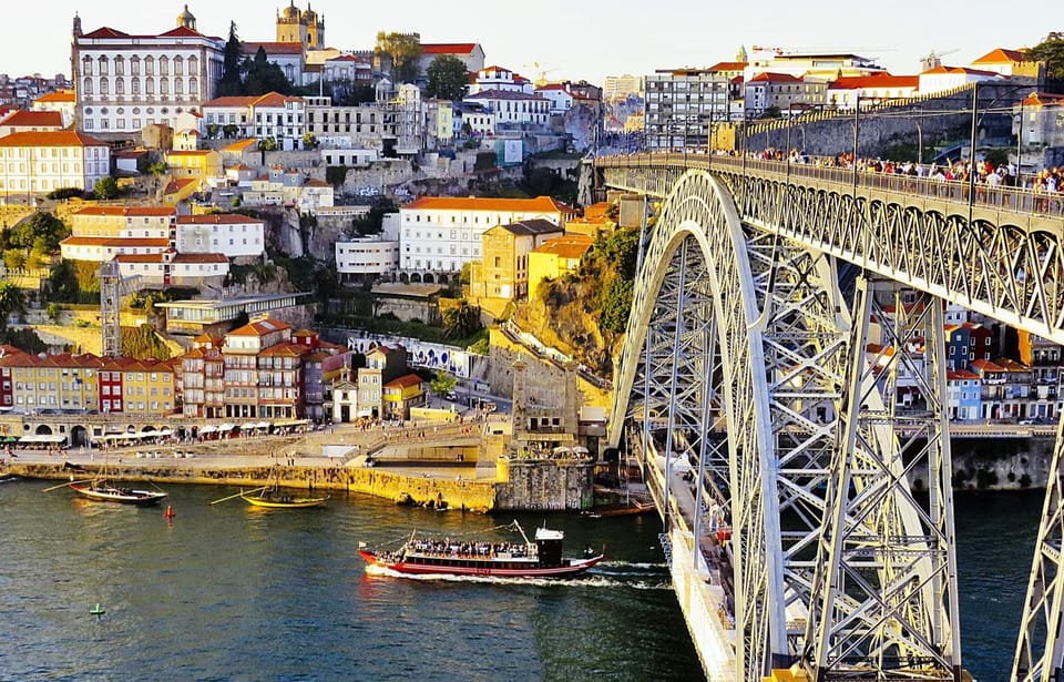 Lisbon to Porto with Óbidos-Nazaré-Fátima-Coimbra-Aveiro - How the stops work (and how to avoid a day that drags)