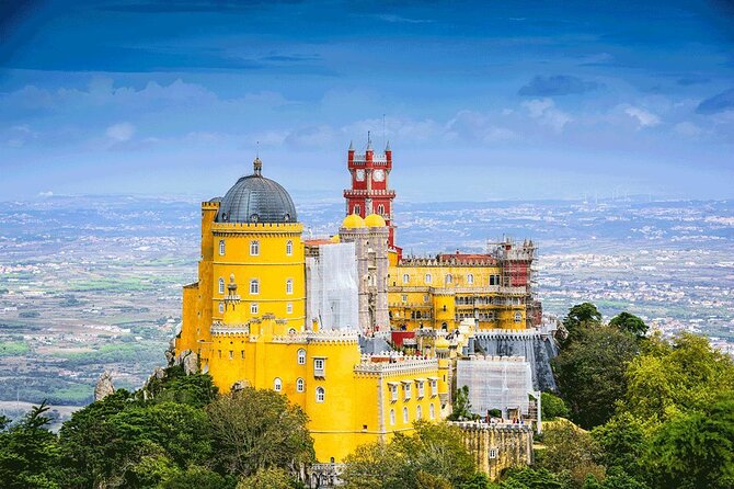 Lisbon to Sintra & Cascais: Private Day Tour & Fully Customizable - Car type, driver approach, and what to expect at the sights