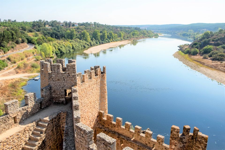 Lisbon: Tomar and Almourol Knights Templar Tour - Tomar’s old center break: why this pause is worth it