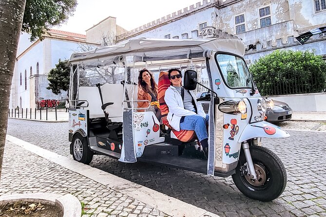 Lisbon tour Oldtown & Viewpoints on a tuktuk - Why this Lisbon tuktuk format works for getting your bearings