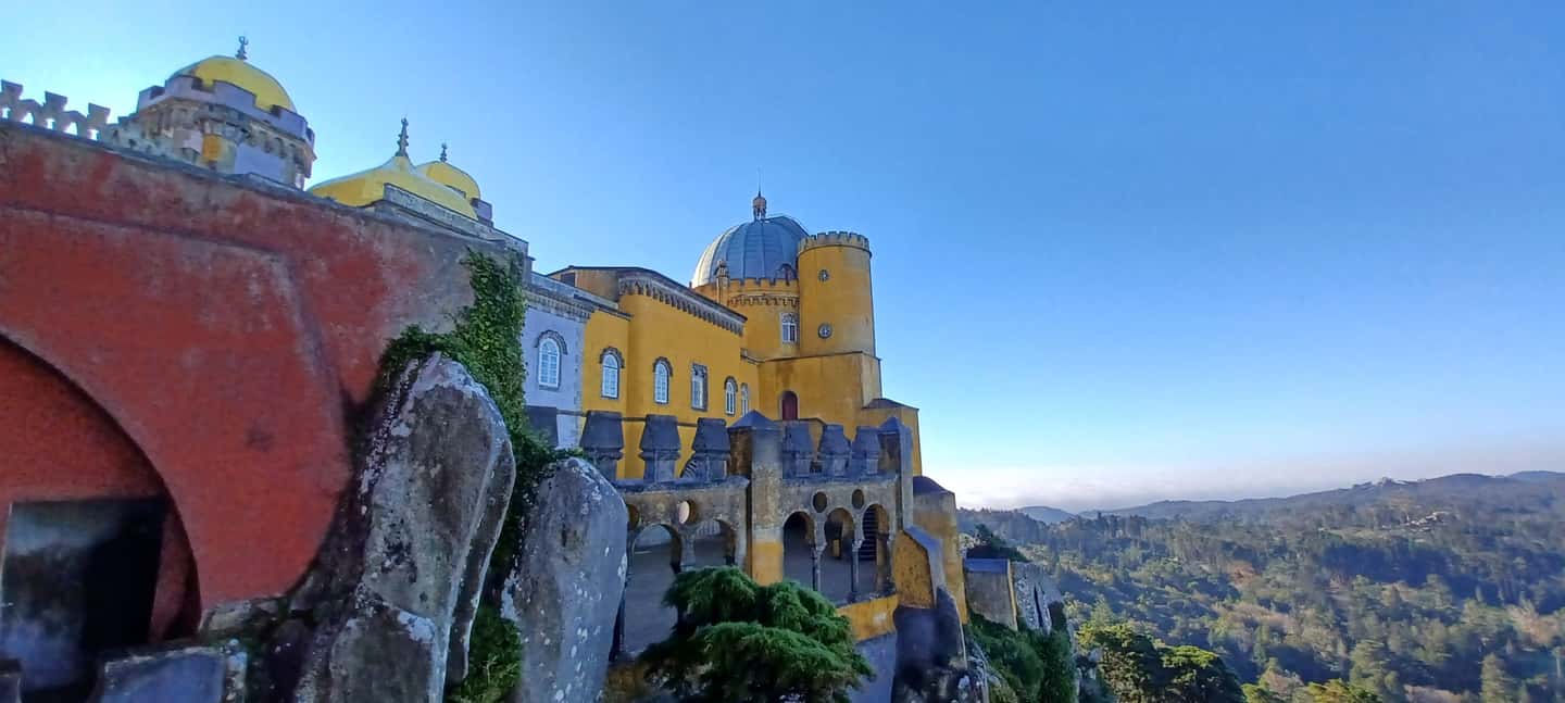 Lisbon: Tour to Pena Palace, Sintra, Cabo da Roca, Cascais - Lisbon to Sintra and back: the practical setup that makes it work