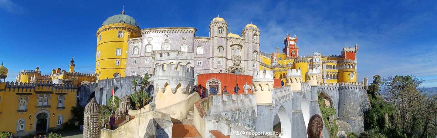 Lisbon: Tour to Pena Palace, Sintra, Cabo da Roca, Cascais - Cascais and Praia das Maçãs area: free time that feels worth it
