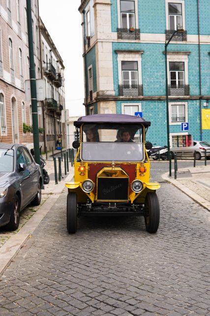 Lisbon: Tuk Tuk City tour with vintage car - Chiado and Baixa: From Elegant Streets to Central Lisbon Squares