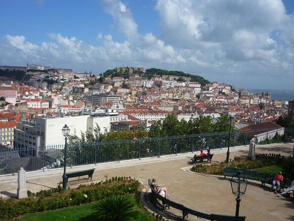 Lisbon Viewpoints Tuk Tuk Tour - Key highlights worth your attention