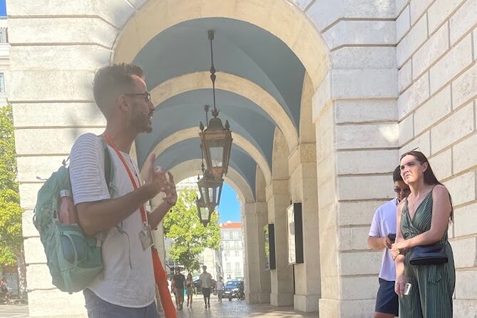 Lisbon Walking Tour - Discover Belém and the Discoveries Age - Praça do Império and monuments of the Discoveries Age