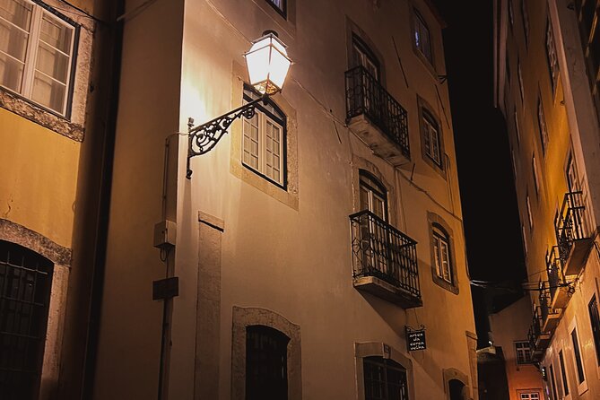 Lisbon Walking Tour The Dark Unholy Secrets - Lisbon Cathedral: whispers, lost souls, and close-to-home mood